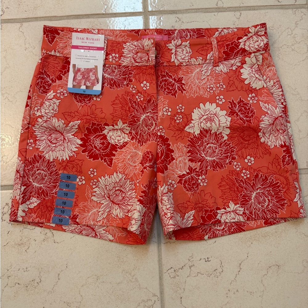 Isaac Mizrahi, New York, pink and white pattern floral shorts size 10
